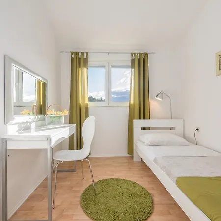 Apartment Maria *